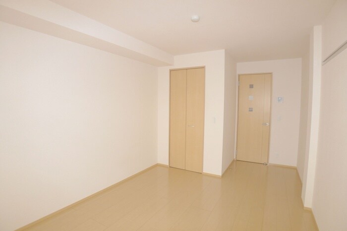 居室 GENOVIA原木中山