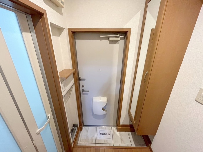 玄関 池袋本町八景舎