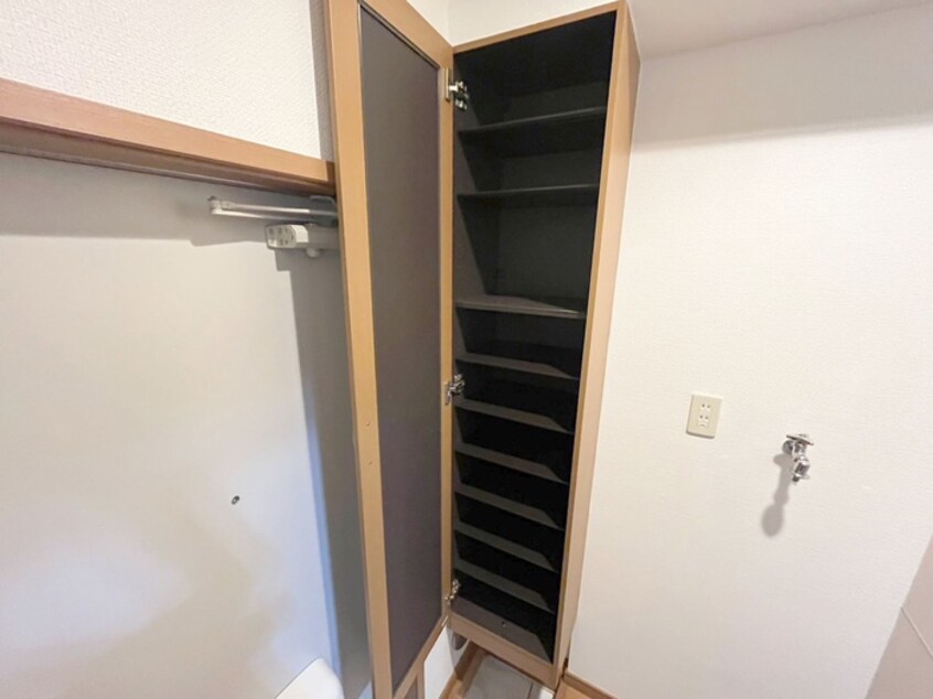 靴箱 池袋本町八景舎