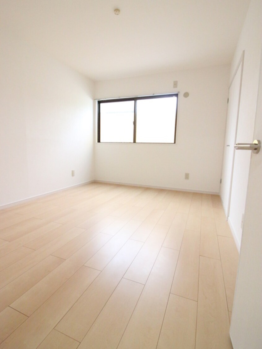 居室 リヴィエ－ルノムラ