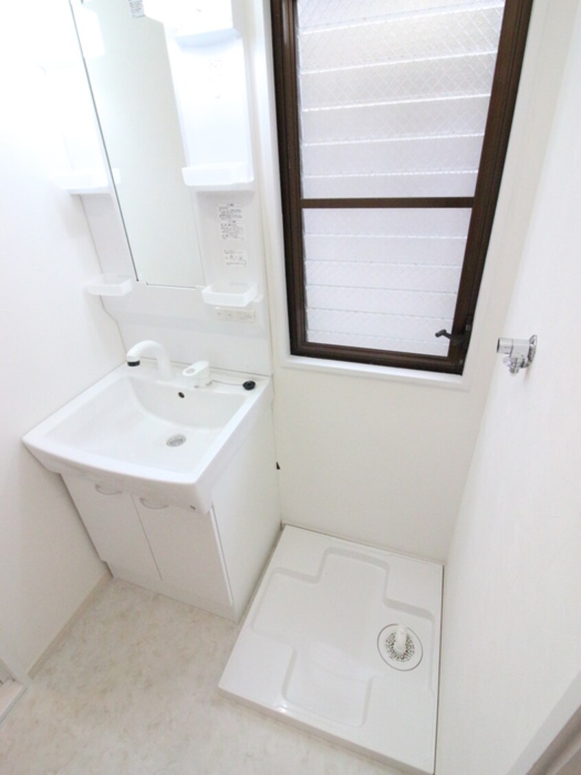 洗濯機置場 リヴィエ－ルノムラ