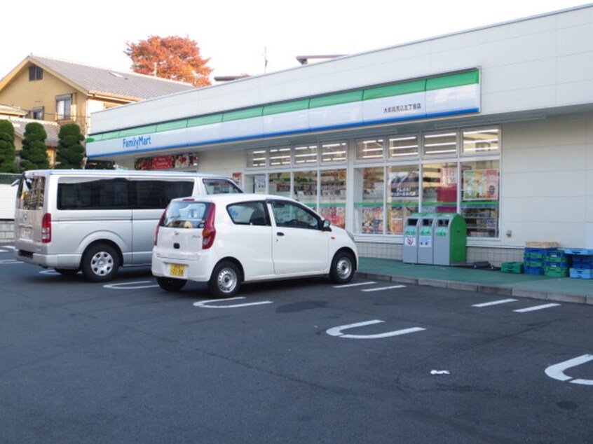 ファミリーマート大田南馬込五丁目店(コンビニ)まで120m リヴィエ－ルノムラ