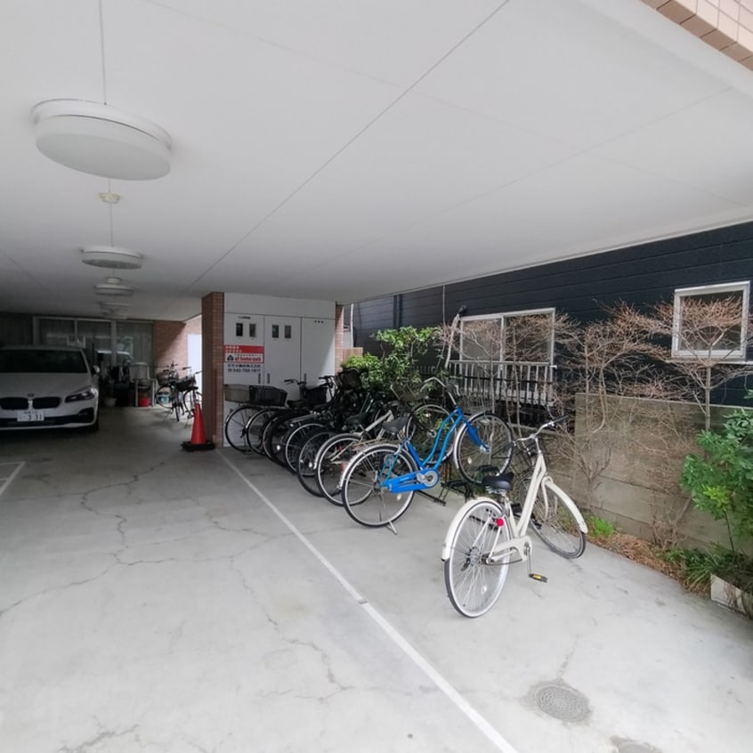 駐輪場 ルネス・グランドソレイユ