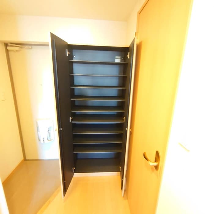 収納 ルネス・グランドソレイユ