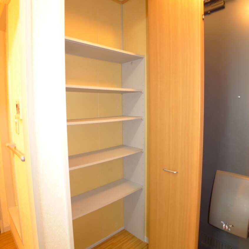 靴箱 メゾン・ディア－ヌ