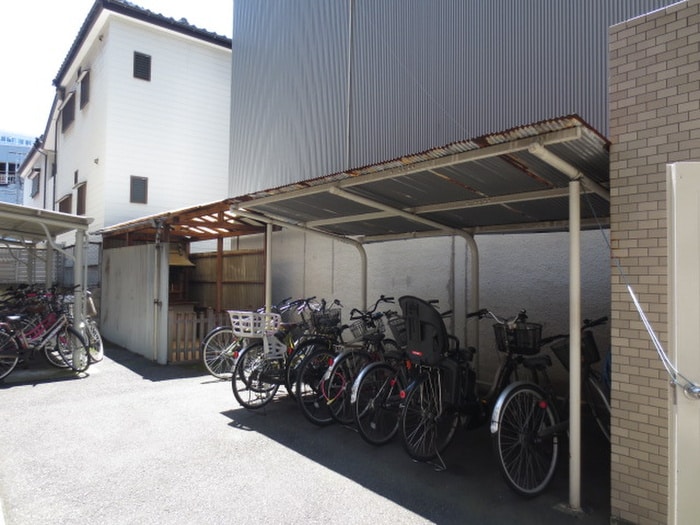 駐輪場 ベイシテｲメゾン石川町