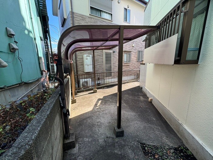 エントランス部分 フラットヴァレイ