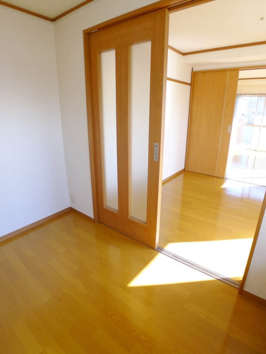 居室 ヤマトビル