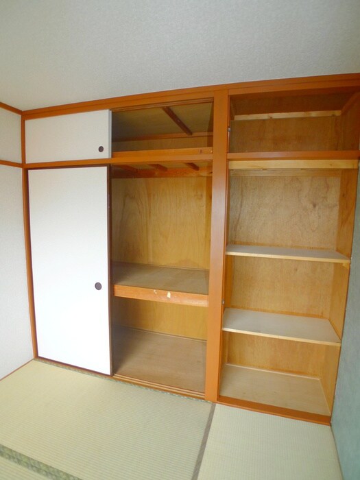 収納 ヤマトビル