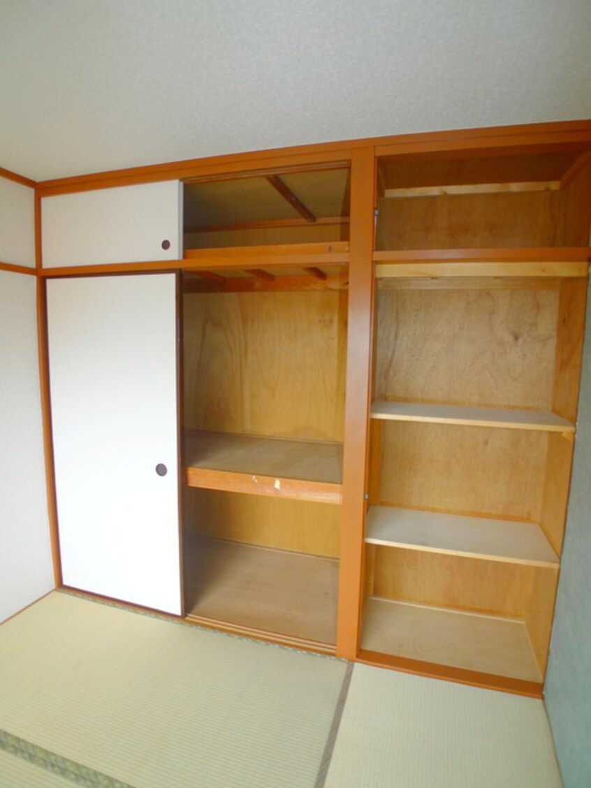 収納 ヤマトビル