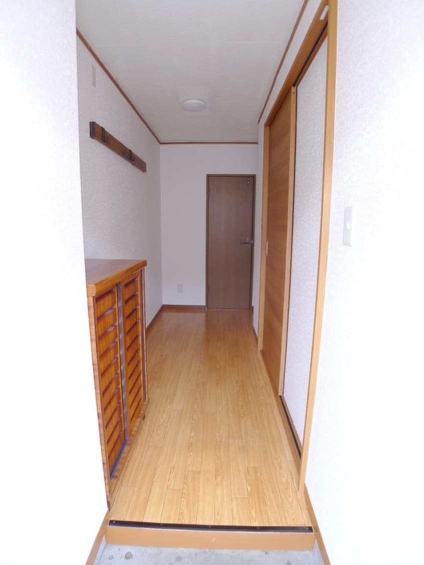 玄関 ヤマトビル