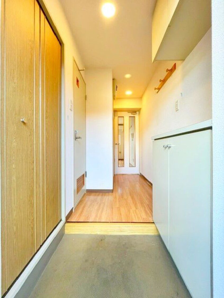 玄関 ＹｓＴＯＹＯＯＫＡ