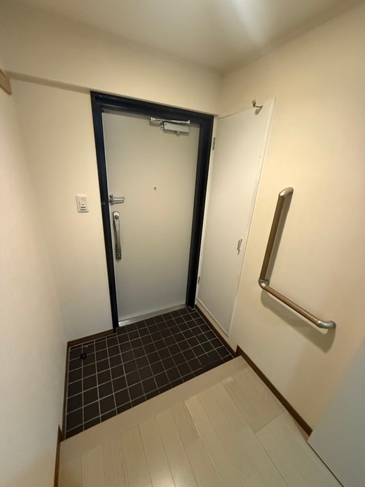 玄関 プラザ向ヶ丘遊園(409)