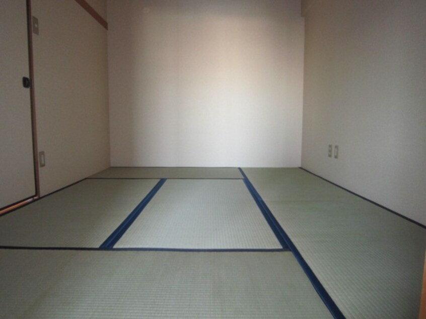 居室 ヒルトップいぶき野