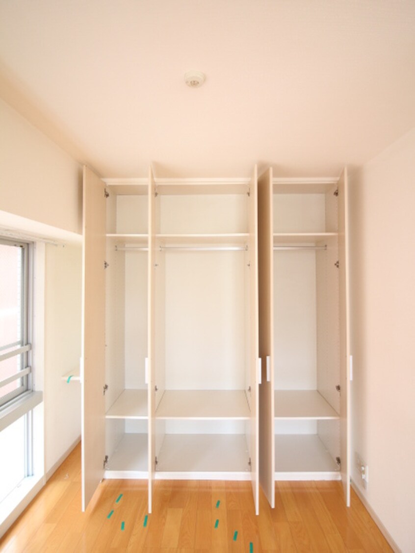 収納 メゾンド日本橋三越前