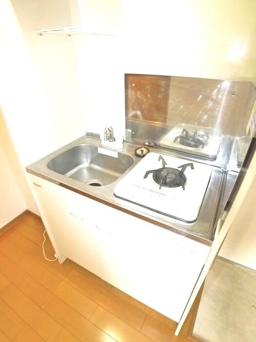 キッチン メインシティガーデン　アゼリア