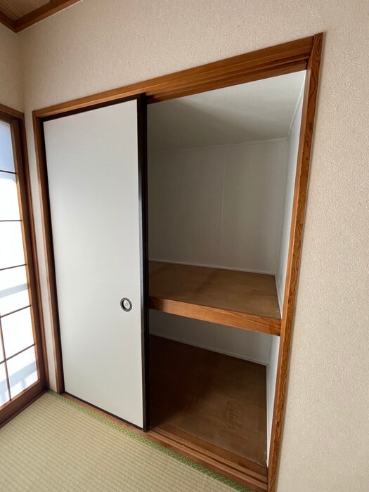 収納 リバ－サイド丸山