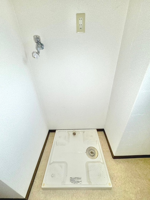 洗濯機置場 ペルテ市川Ⅱ