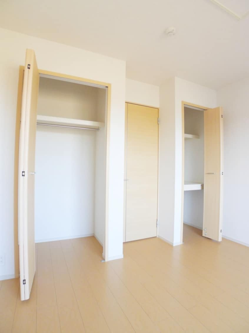 収納 カーサデファミリオⅤ