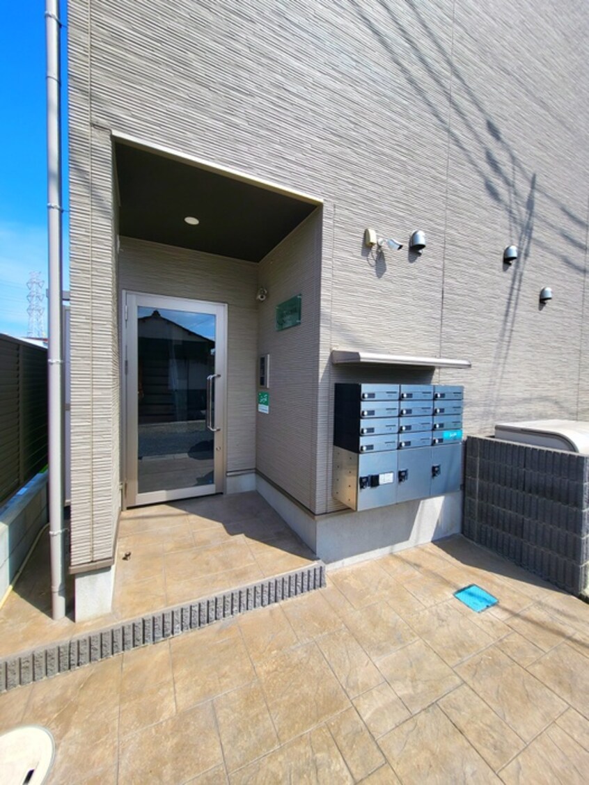 エントランス部分 フランシ－ル