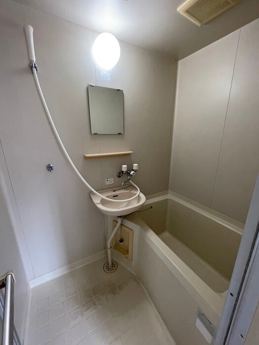 バス／シャワールーム等 テトラハウスタカラ