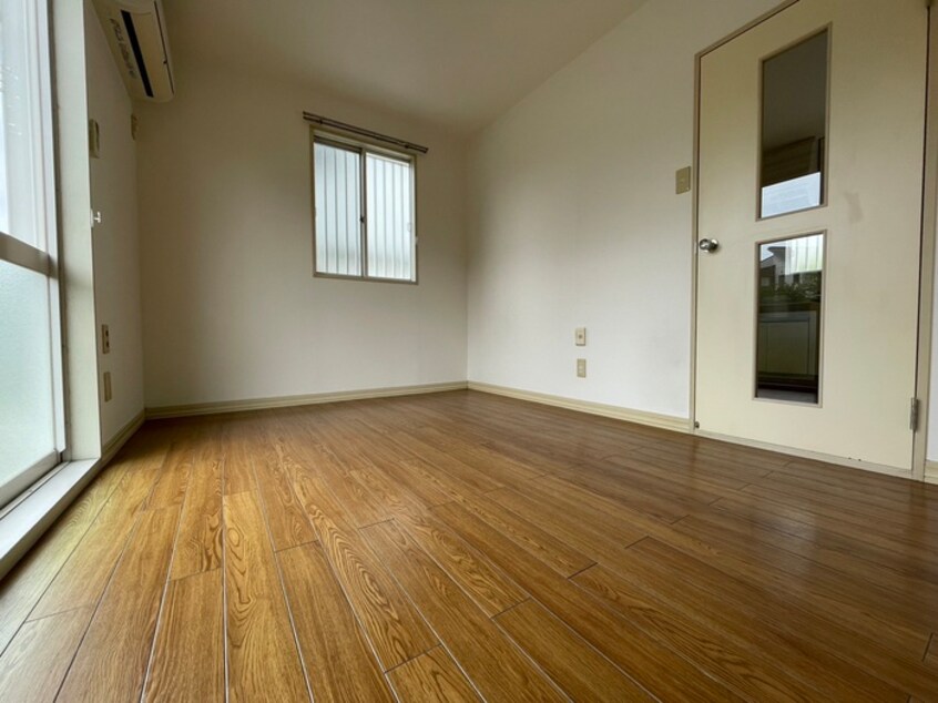 居室 テトラハウスタカラ