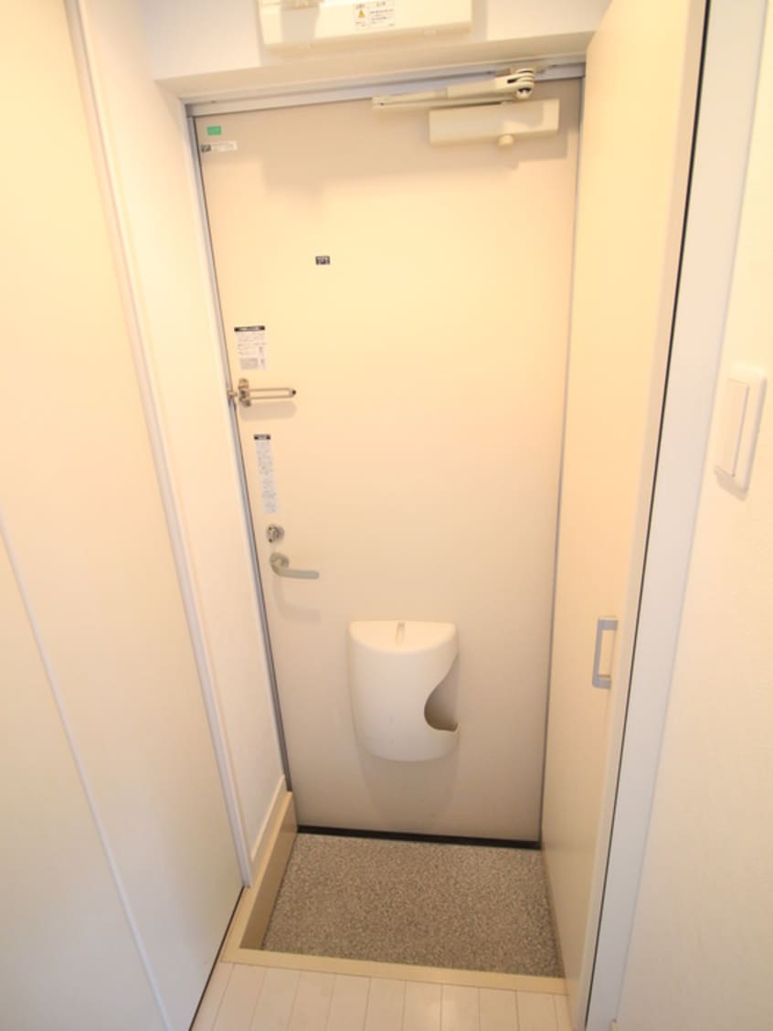 玄関 YOKOHAMA MAJESTIC ROOTS