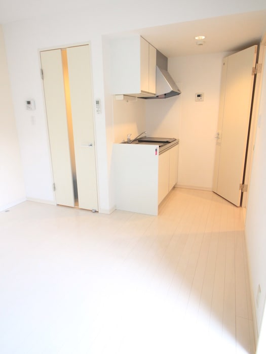 居室 YOKOHAMA MAJESTIC ROOTS