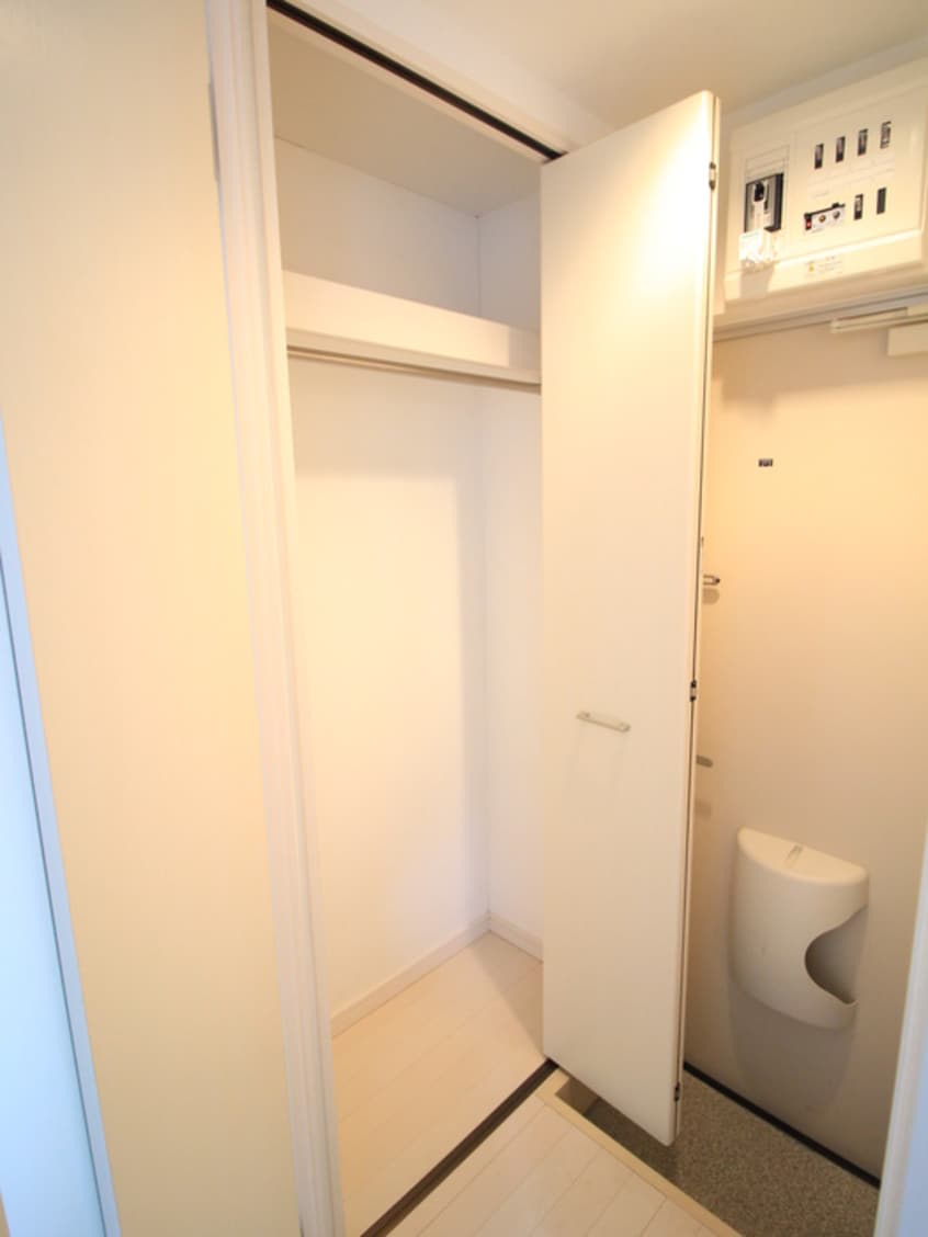 収納 YOKOHAMA MAJESTIC ROOTS