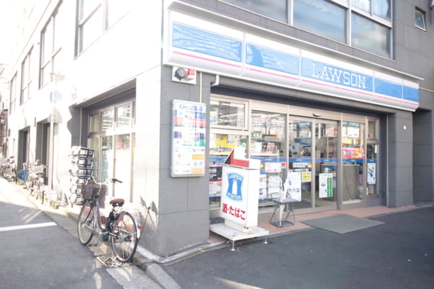 ローソン西神奈川三丁目店(コンビニ)まで362m YOKOHAMA MAJESTIC ROOTS