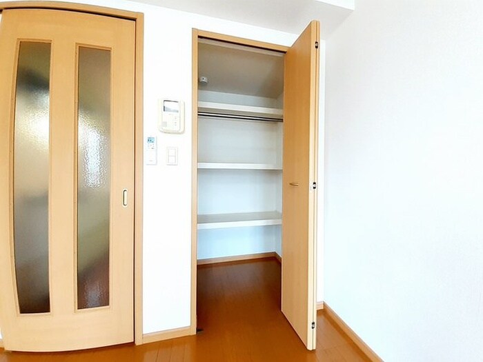 収納 プラシード