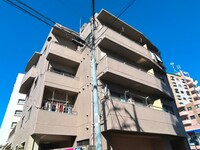 飛沢ビル