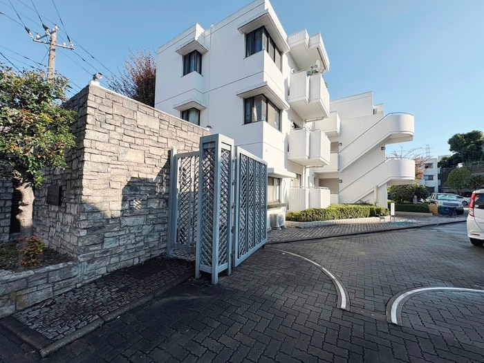 エントランス部分 コートハウス藤が丘