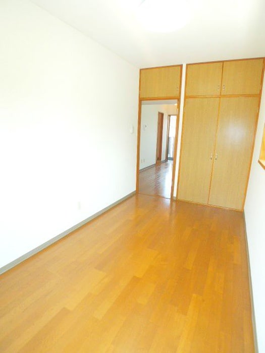 居室 セジュールド．ミワ弐番館