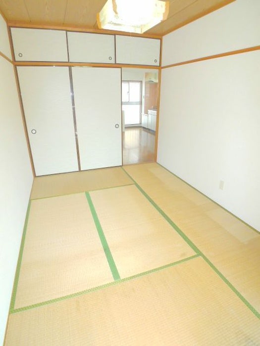 収納 セジュールド．ミワ弐番館