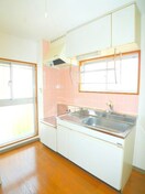 キッチン セジュールド．ミワ弐番館