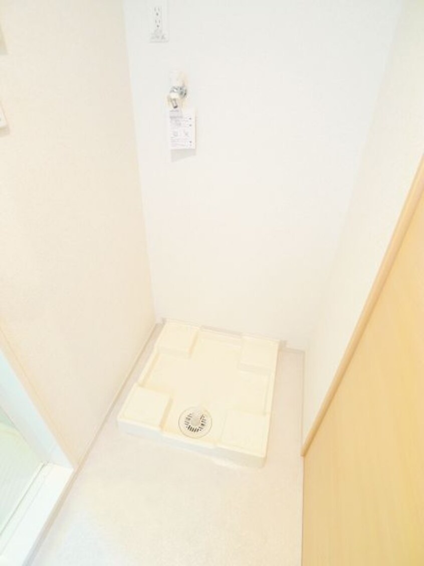 洗濯機置場 メゾンMORIKO