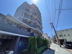 ﾊｰﾓﾆｰﾚｼﾞﾃﾞﾝｽ東京ｲｰｽﾄｹﾞｰﾄ(704)