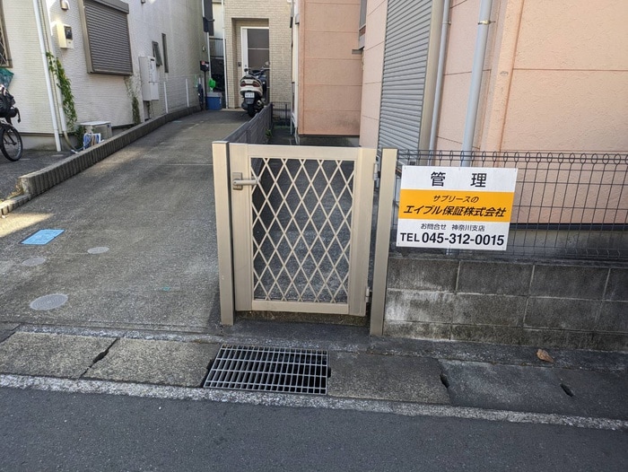 エントランス部分 ベルハイツ