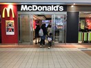 マクドナルド玉川上水店(ファストフード)まで445m スクエアⅡ