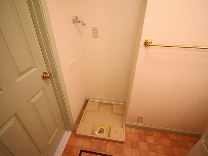 洗濯機置場 プリムヴェール南鳩ヶ谷