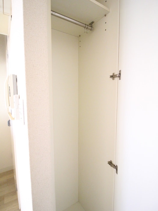 収納 ローズガーデンＡ５７番館