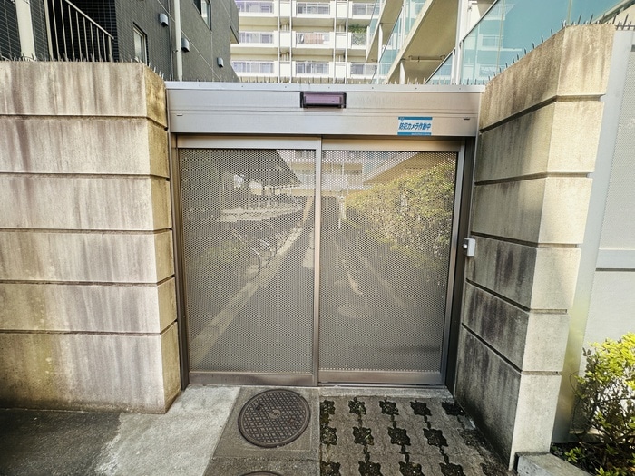 駐輪場 プラウドフラット仙川Ⅱ