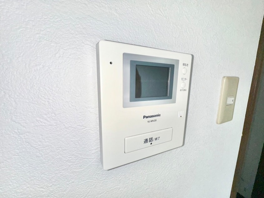 内観写真 アドニス・ウエスト