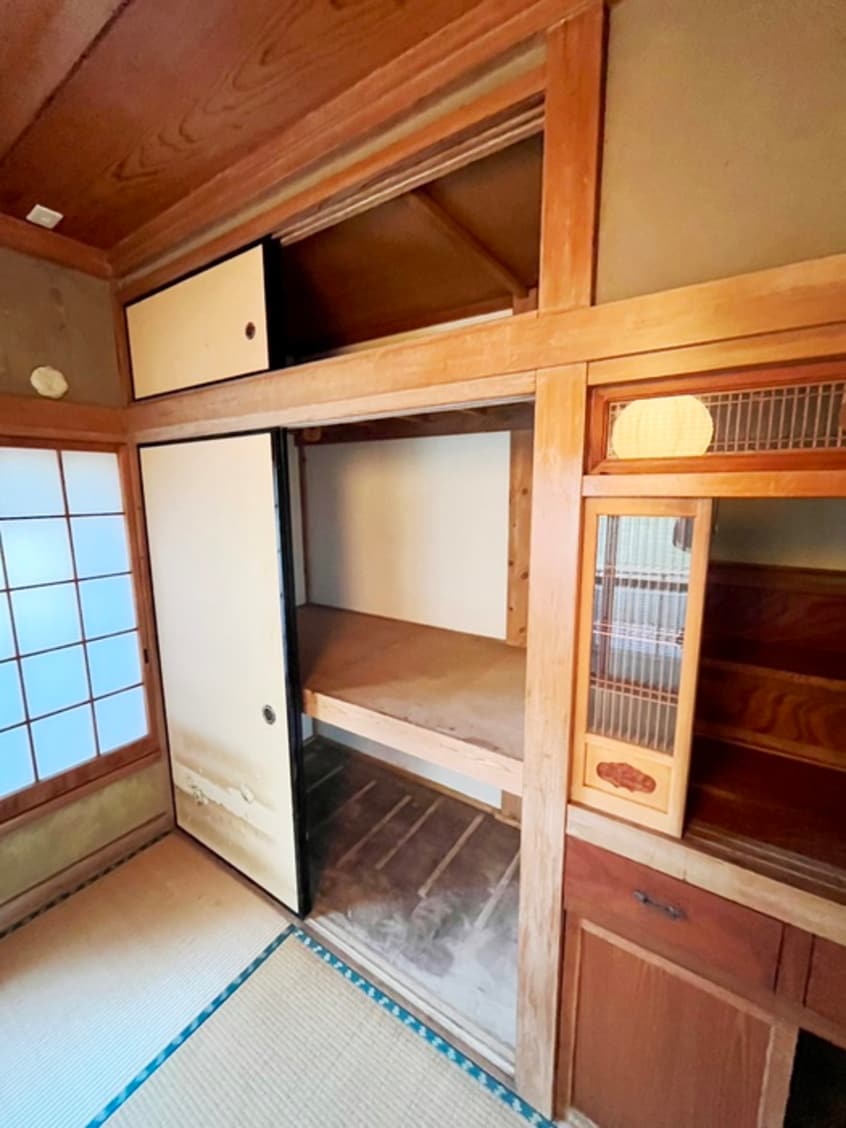 収納 久里浜８丁目戸建