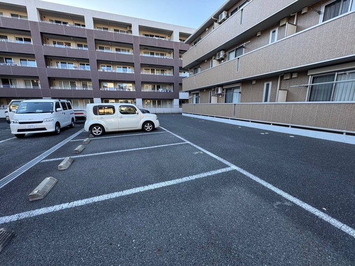 駐車場 サンモ－ルＡ