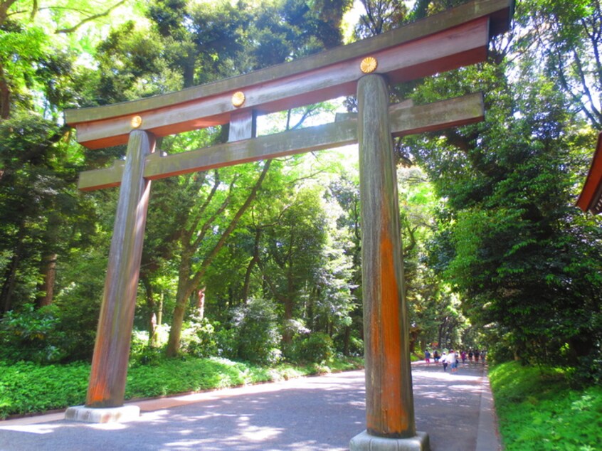 明治神宮・北参道入口(公園)まで700m Grandir kitasando