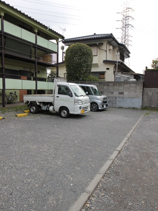 駐車場 土屋ハイツ