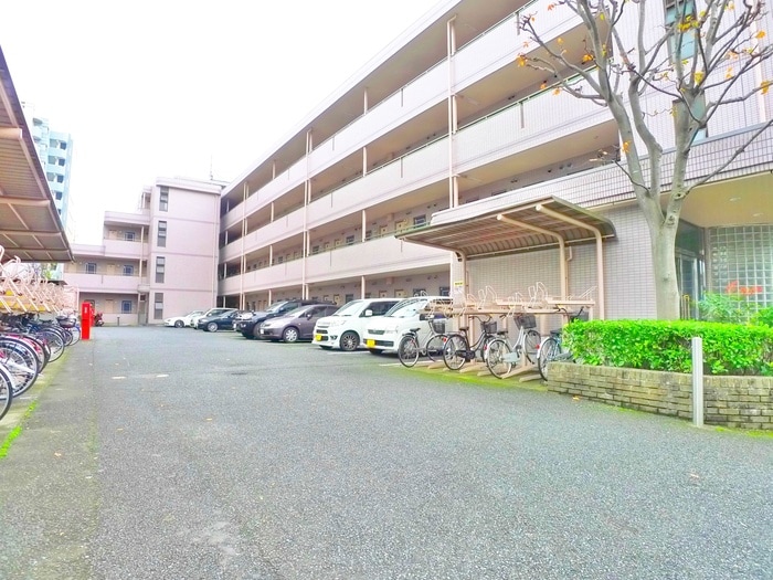 駐車場 ジェイワンヒルズ西船