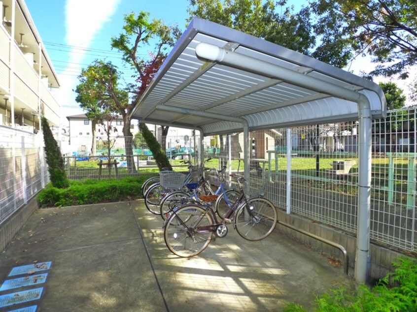 駐輪場 パークサイド・ソレイユ